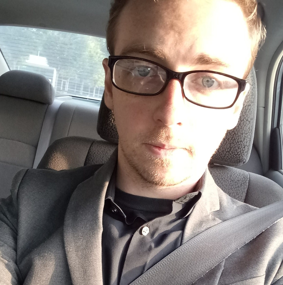 Meet your Posher, Andrew
